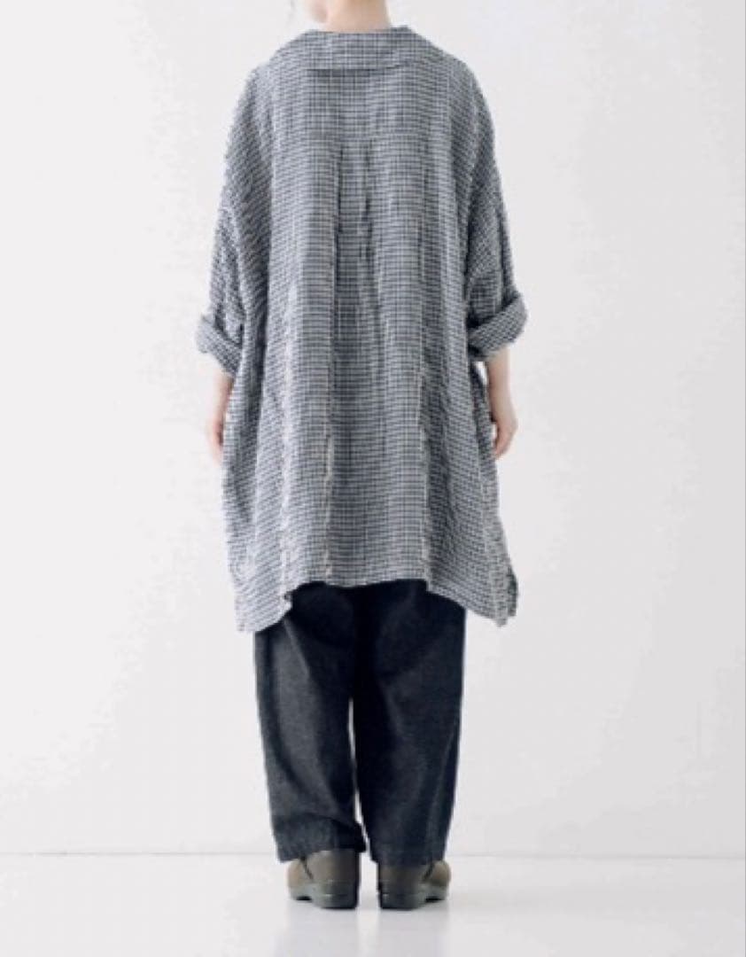 ネストローブ・リネンギンガムウィングカラービッグシャツ（ネイビー）店舗限定