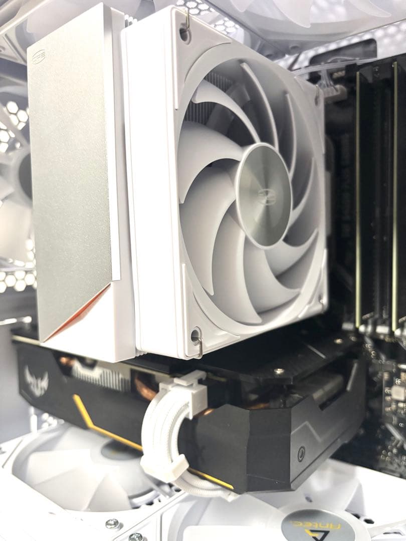 【ディスプレイ内蔵】ゲーミングPC Ryzen7 GTX 1660Ti 512G