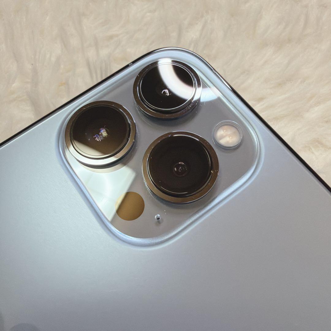 iPhone13Pro 256G 美品　純正バッテリー100% SIMフリー