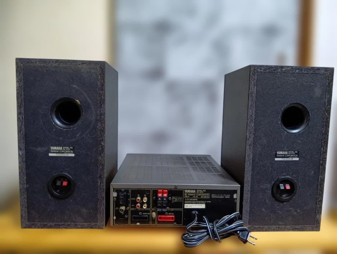 YAMAHA レシーバーアンプと２ウェイスピーカーのセット