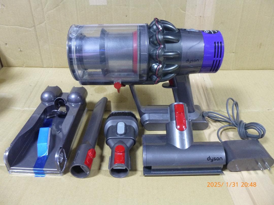 タイムセール開催中　ダイソン SV12　 ミニブラシ装着でエコ40分　②