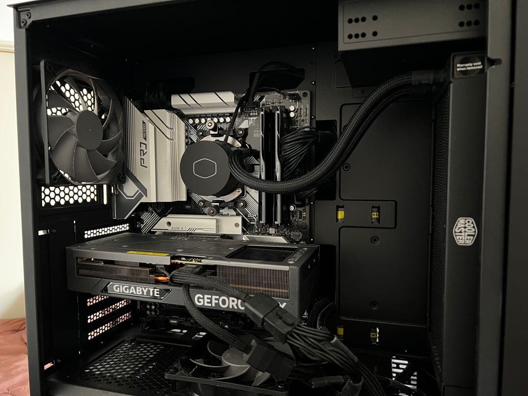 nao ya　総額25万ハイスペックゲーミングPC