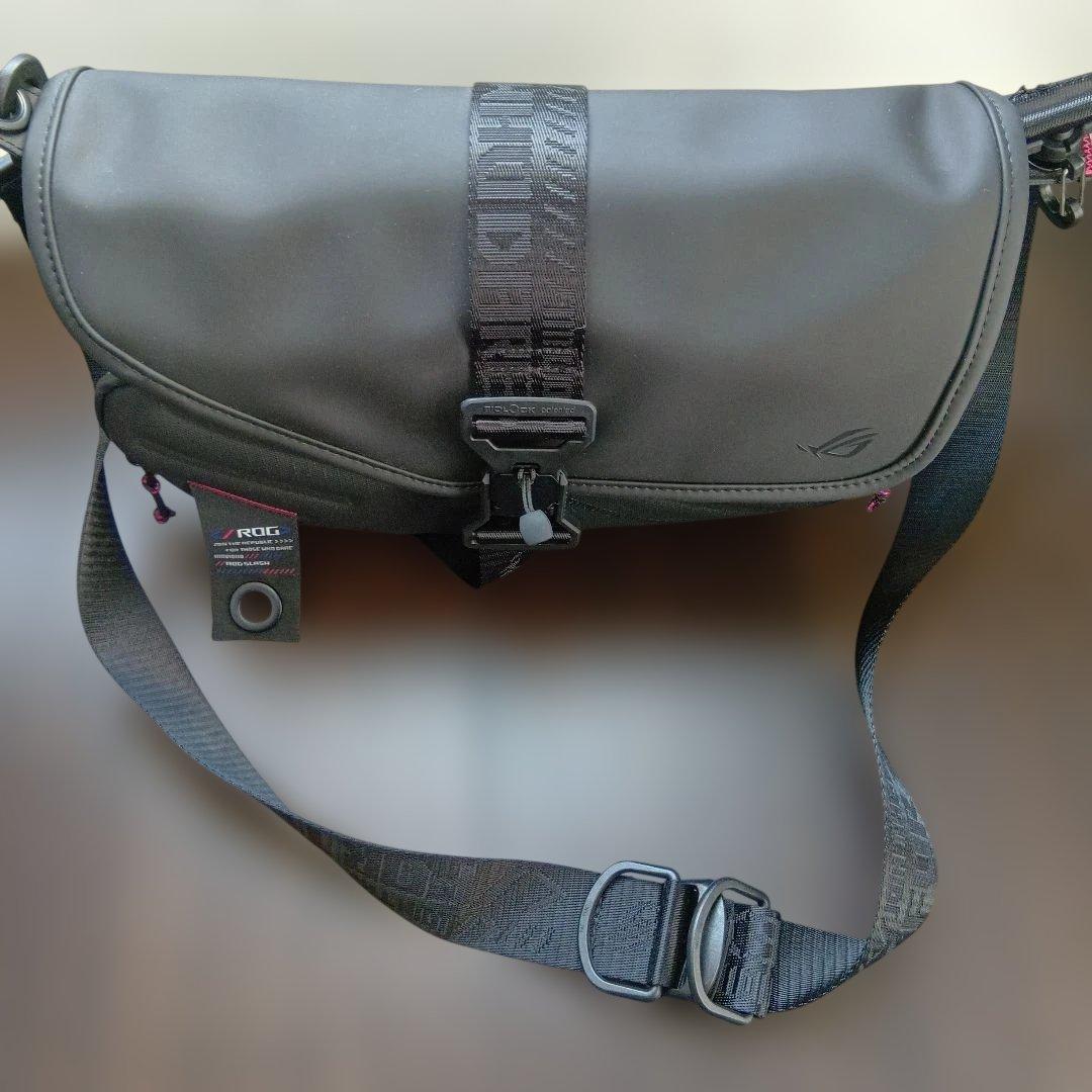 ASUSゲーミングブランド RDG ショルダーバッグ　台湾で購入