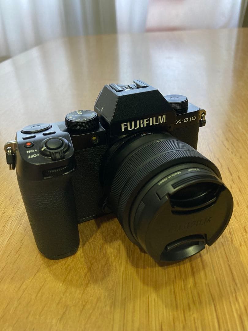 Fujifilm X-S10 ミラーレスカメラセット