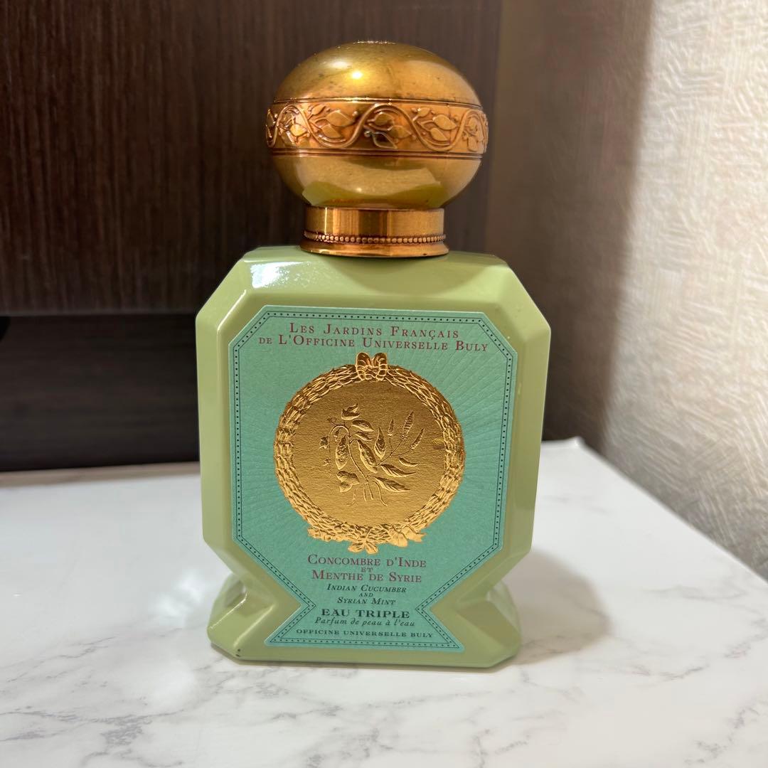 ビュリー香水 オートリプル　シリィの香り