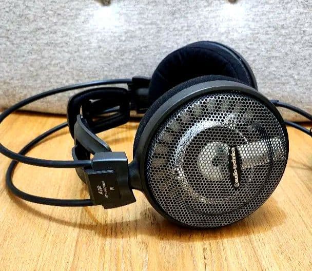 【送料込】ATH-AD700X audio-technicaオープン型ヘッドホン