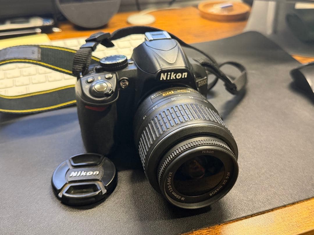 Nikon D3100 デジタル一眼レフカメラ　標準レンズ　動作品