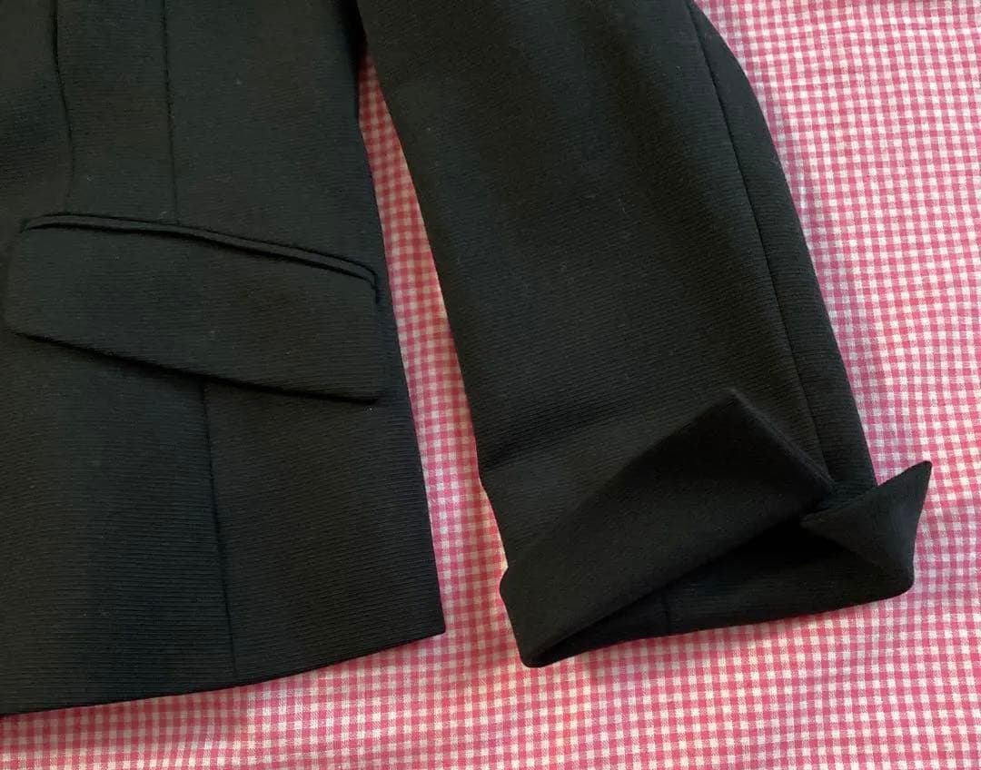 特価！素敵な自由区のスーツ　お仕事、就活、面接、入学式、卒業式、結婚式、お宮参り