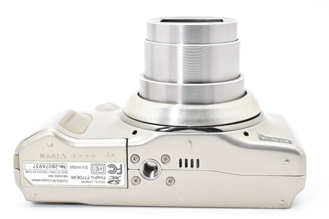 FUJIFILM FinePix F770EXR シャンパンゴールド