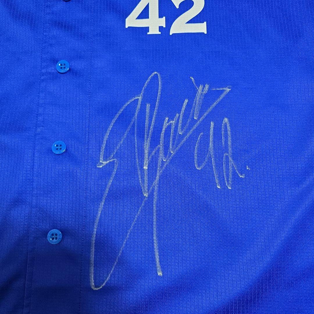 選手実使用☆横浜DeNAベイスターズ E.バリオス選手 サイン入りユニフォーム