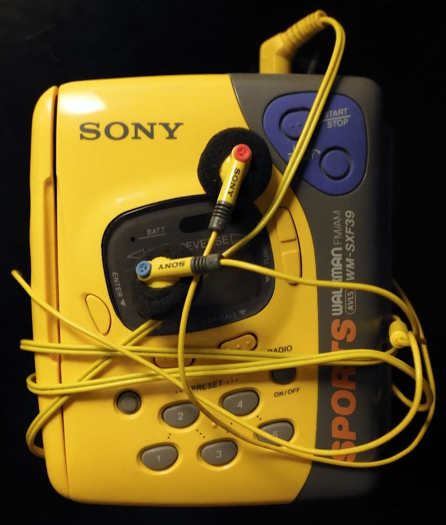 SONYカセットプレーヤー＆イヤホンSPORTS