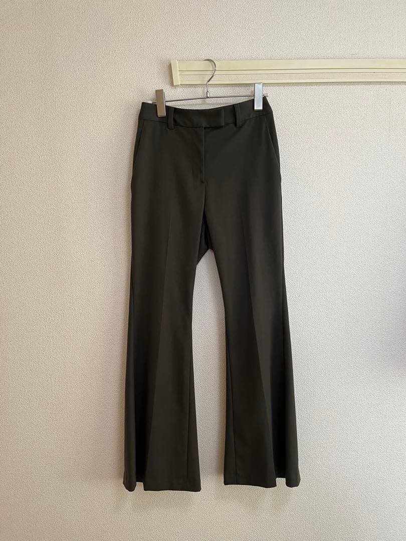 8chiさま専用　CLANE　BACK PLEATS FLARE PANTS