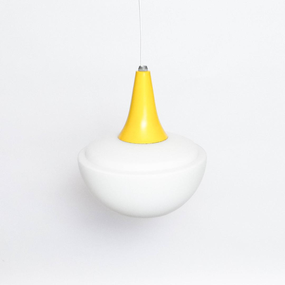 ペンダントライト　ポストモダン　ミッドセンチュリー　スペースエイジ