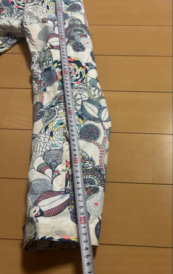 ウィンタースポーツ用花柄アウター　セットアップサイズS