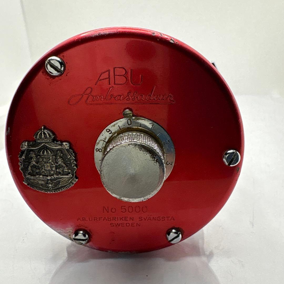 ABU Ambassadeur 5000 レッドベイトリール