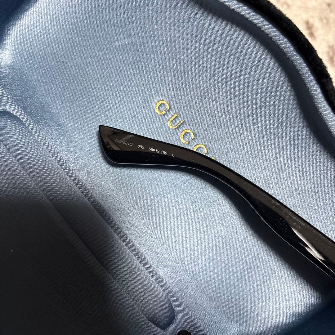 メ*0様 GUCCI ブラックフレーム サングラス