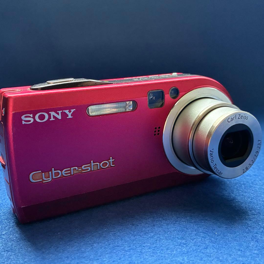 【箱・ほぼ付属品完備／完動品】SONY Cyber-shot DSC-P100赤