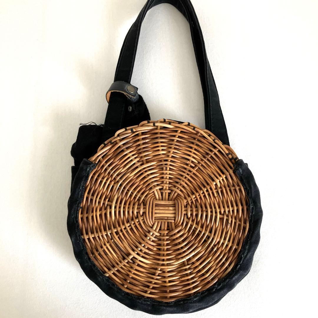 エバゴス　円形かごバッグ