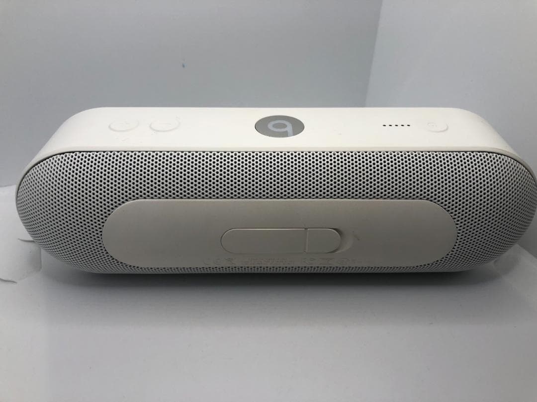 beats pill+ ホワイト ワイヤレススピーカー