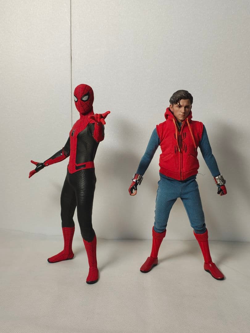 ホットトイズ スパイダーマン 2体 アクションフィギュア 交換用パーツ付き