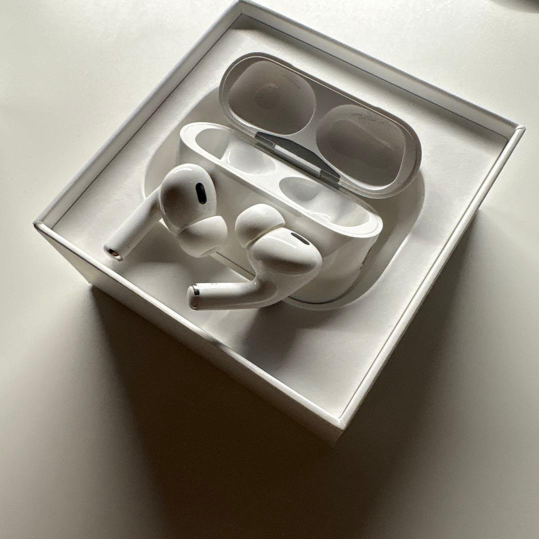 ま*る様 AirPods Pro 第2世代