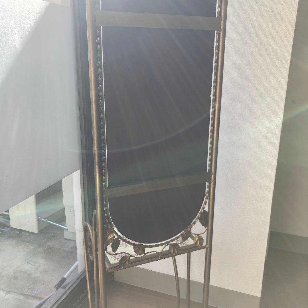 アンティーク　ドレッサー　アイアン　バラ装飾