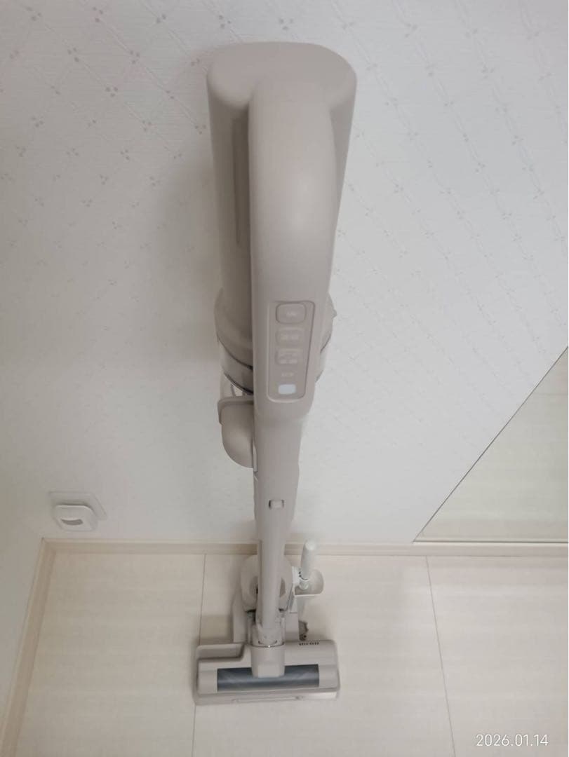 【極美品】アイリスオーヤマ 軽量コードレススティッククリーナー マジカリーナ