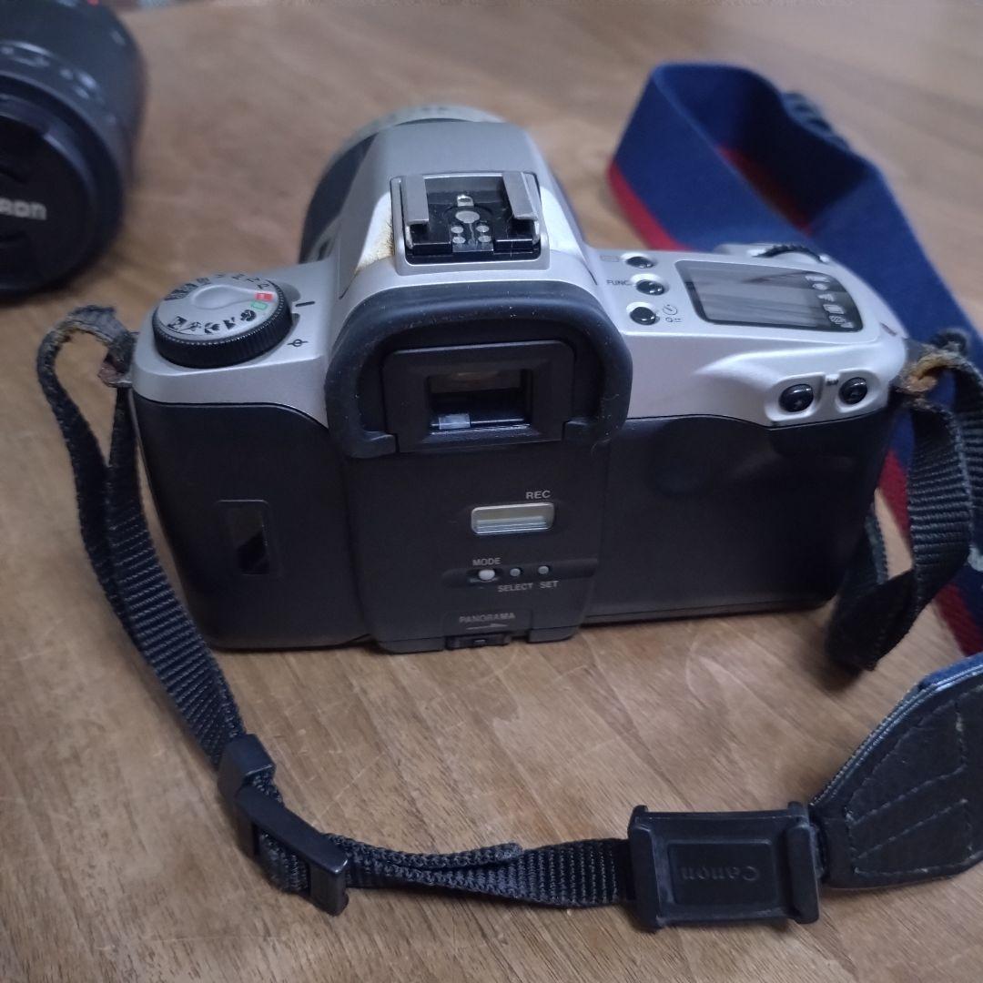 Canon NEW EOS KISS 本体と　TAMRONレンズ　セット