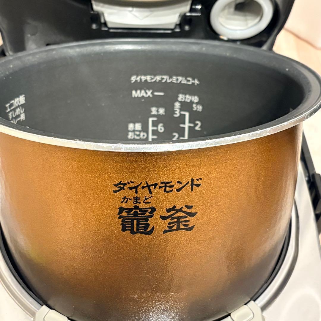 【ねこ】Panasonic 炊飯器 10合　SR-VSX181