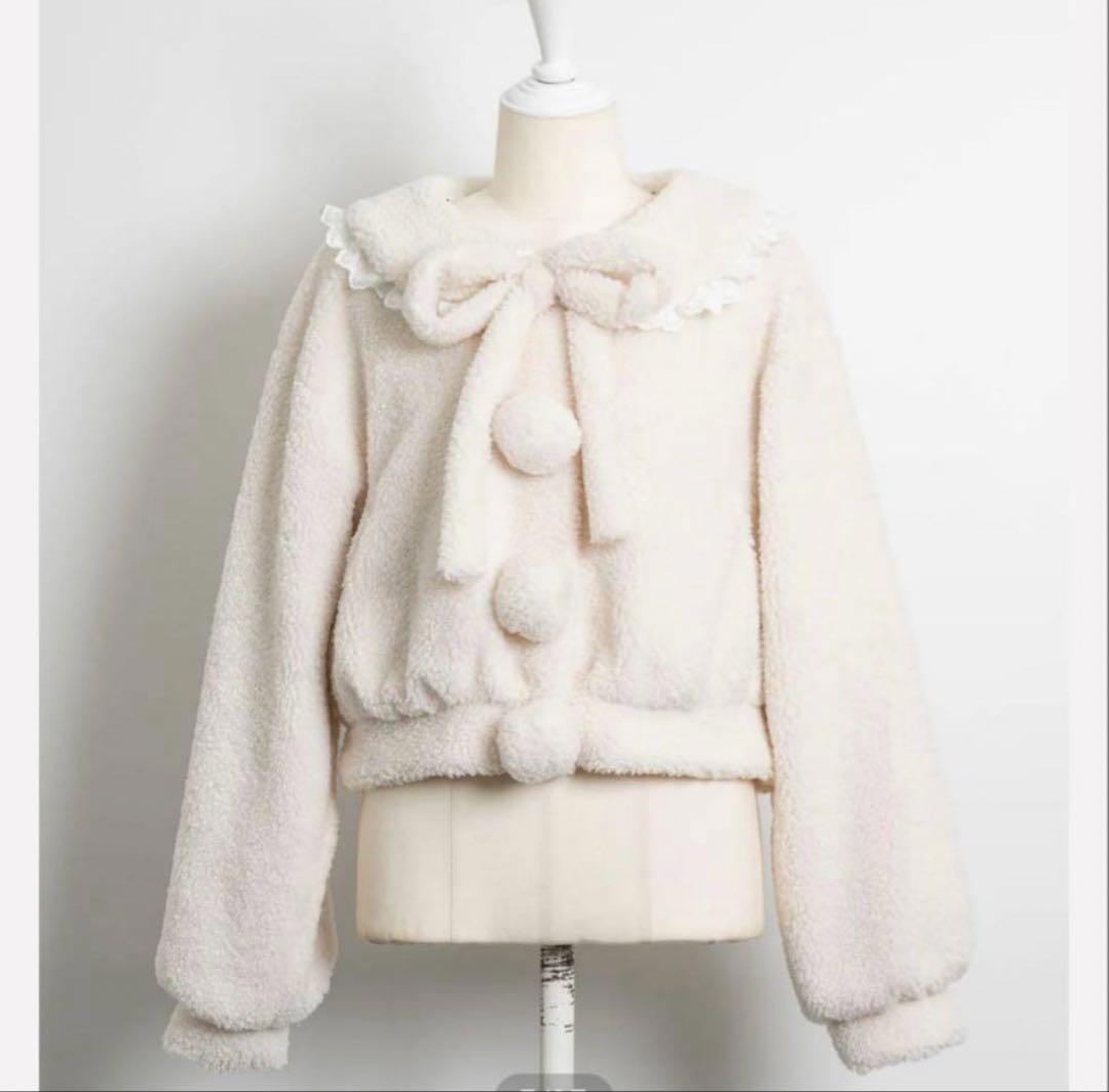 pium ボアコート　ホワイト