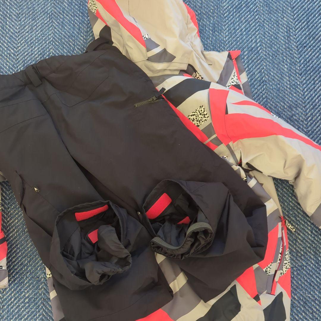 BURTON スノーボードウェア XL 赤黒