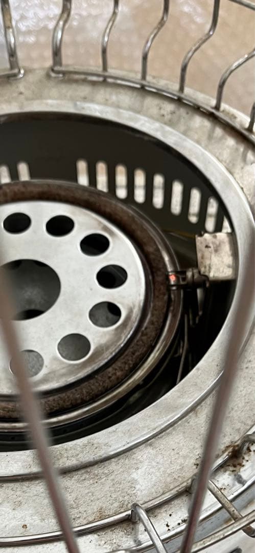 サンヨー石油ストーブ ホワイト 円筒形