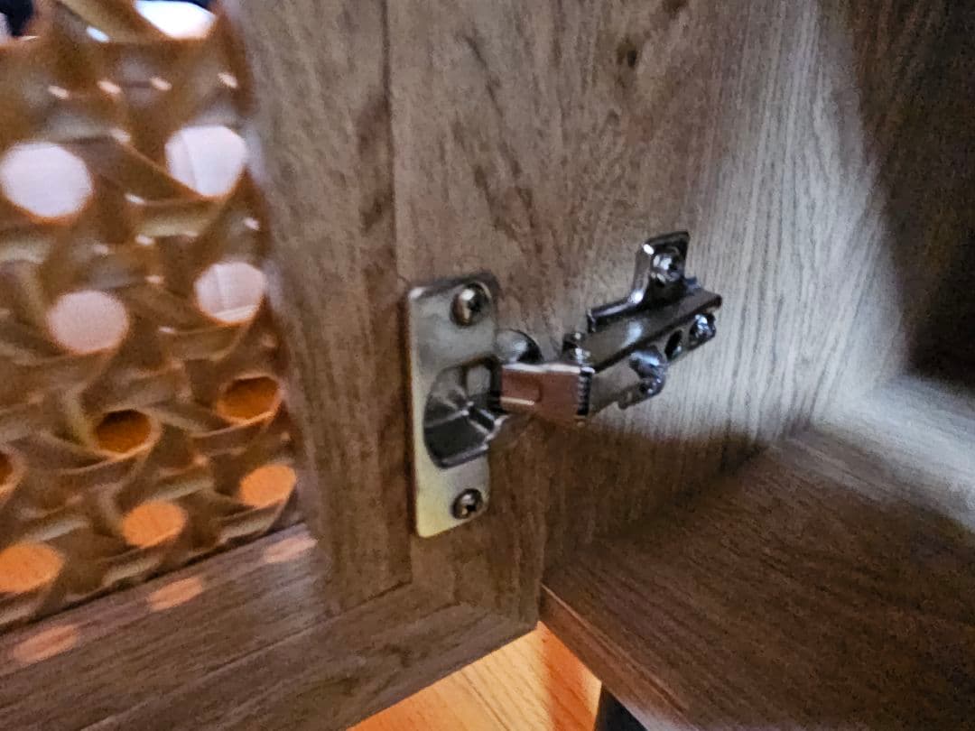 LOWYA　ラタン調キャビネット