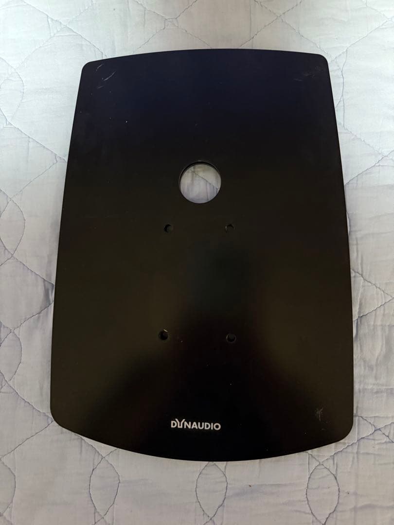 Dynaudio　ディナウディオ　スピーカースタンド