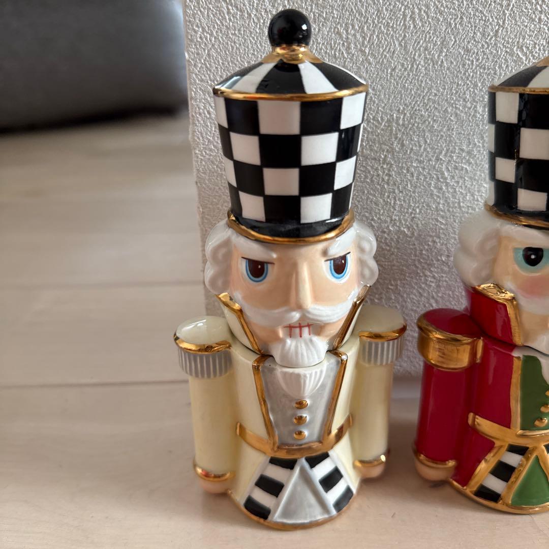 Mackenzieマッケンジーチャイルズ　ペッパー入れセット　ナットクラッカー