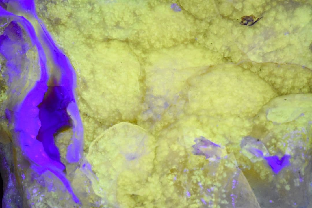 ★北海道然別湖産 北海道石(オパール)選別品