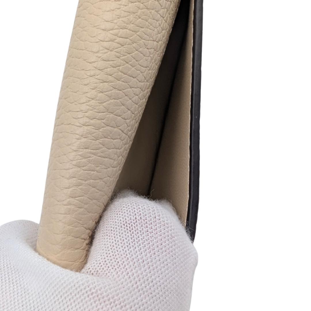 ＜未使用品＞ COACH コーチ 名刺入れ カードケース 小物 アイボリー