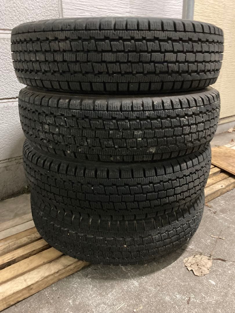 軽トラ全般スタッドレス！W300 145/80R12 4本セット