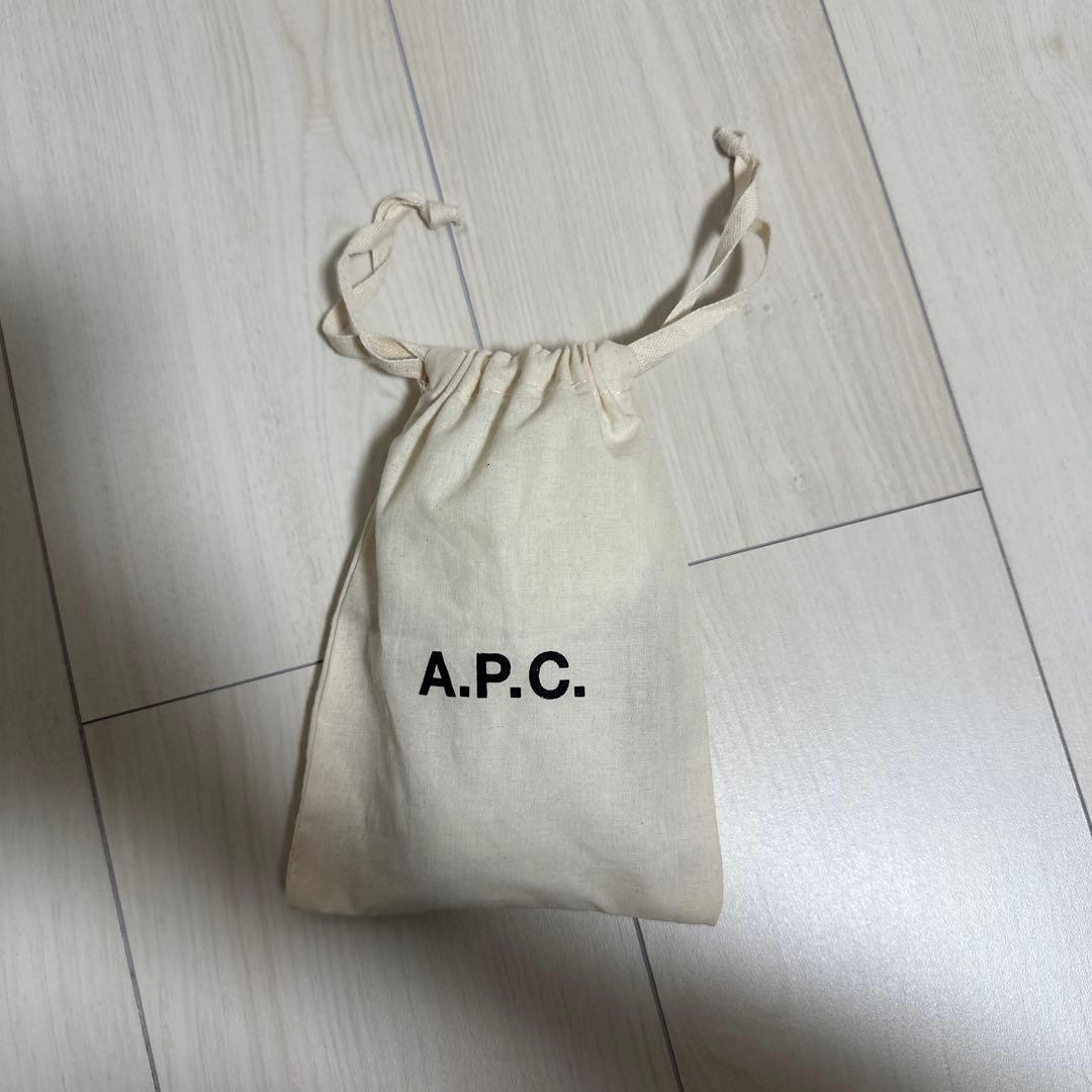 A.P.C. エアーポッズプロ3ケース