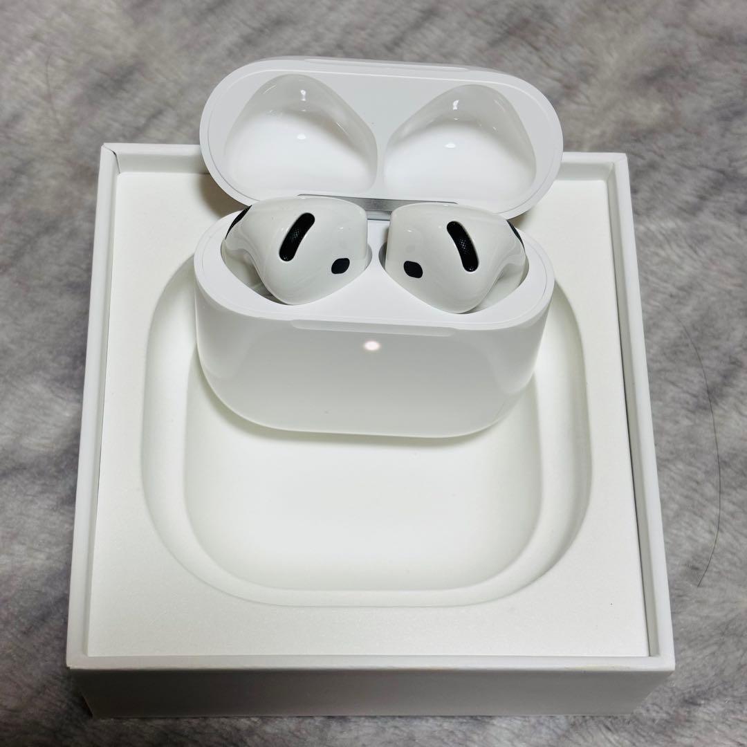 Apple AirPods4 正規品未使用 ワイヤレスイヤホン