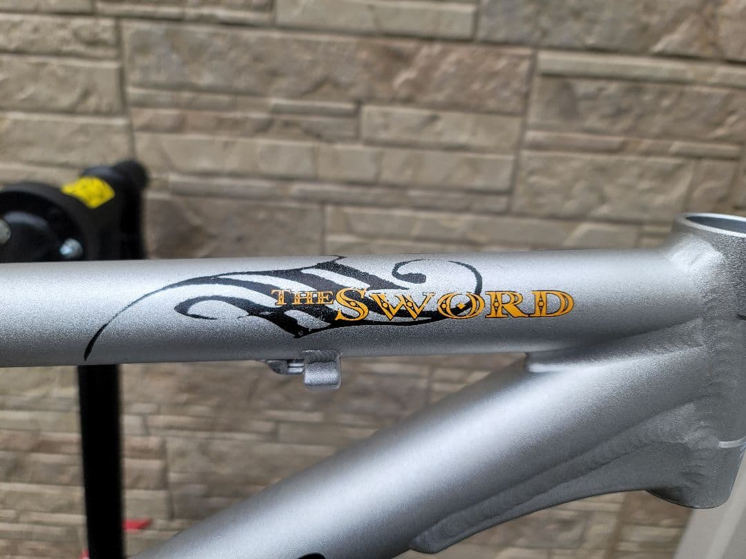 Mac Mahone マウンテンバイクフレーム シルバー　26インチ