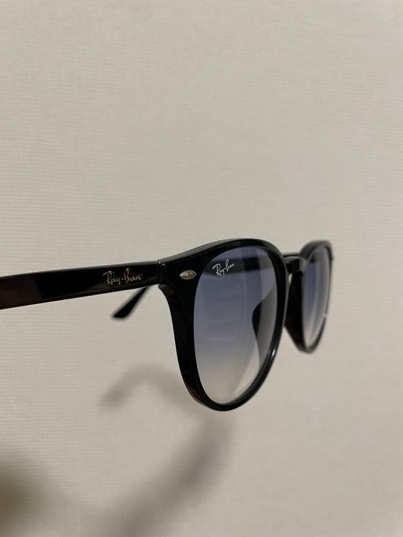 Ray-Ban サングラス　RB4259F 601/19 53-20