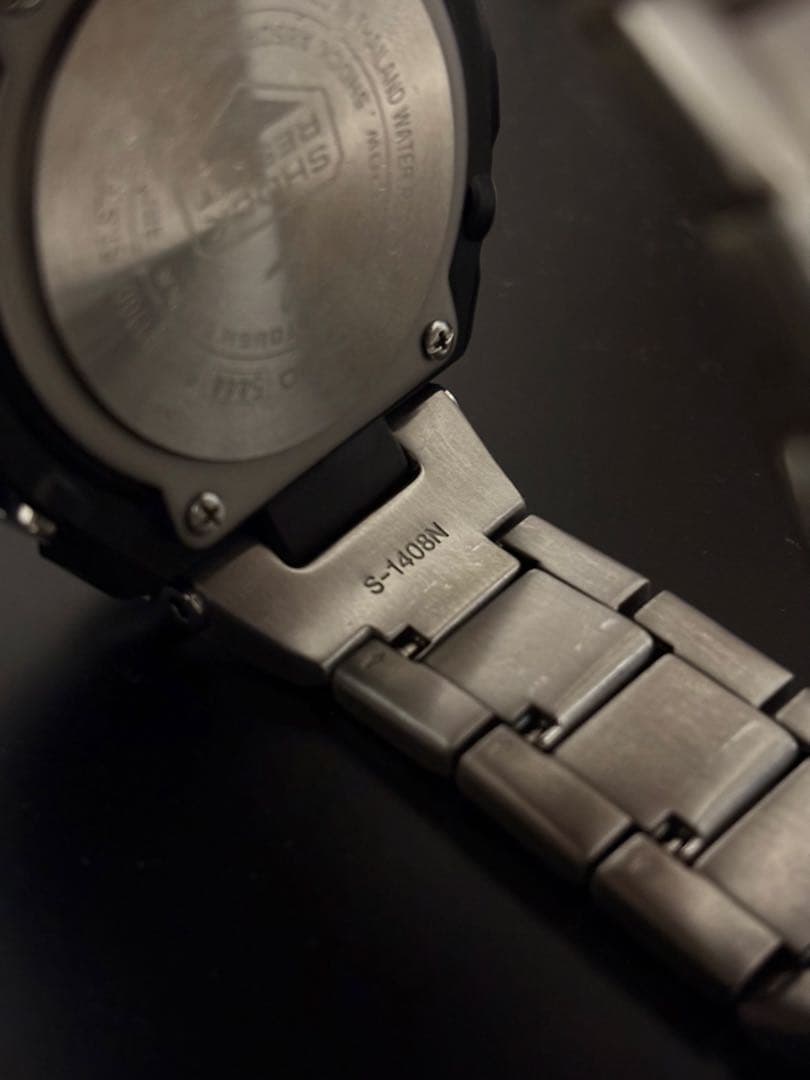 クリスマスプレゼントに！G-SHOCK アナログ・デジタル 腕時計　お値下げ可能