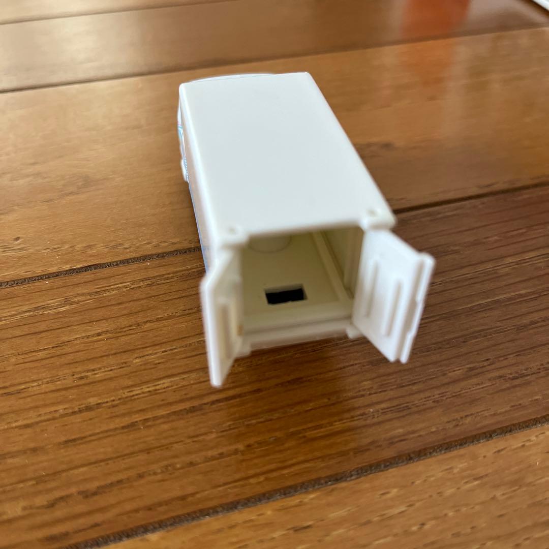 わ*ん様 トミカタウン ローソン☆ローソントラックトミカ付☆