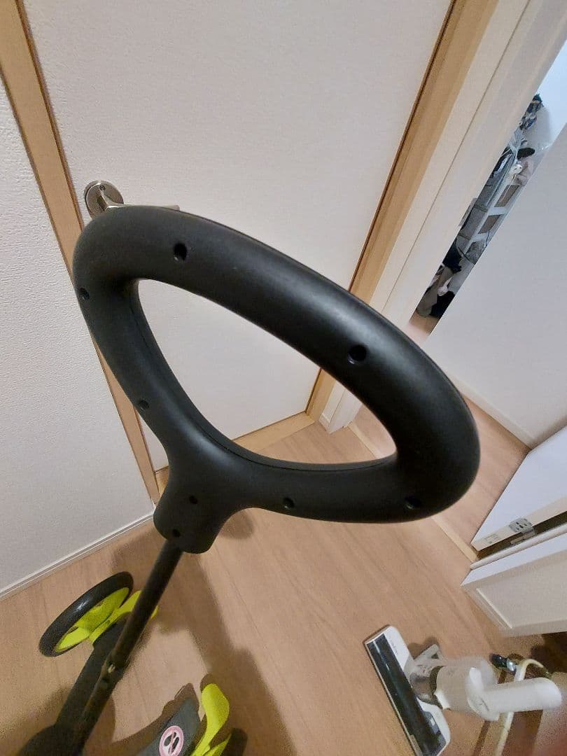 ほぼ新品 Globber Explorer trike グリーン三輪車