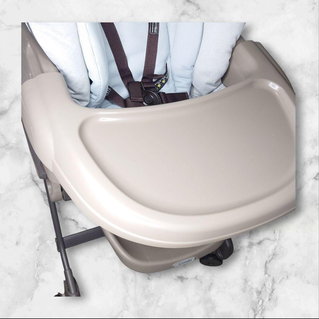 【ほぼ未使用】Combi コンビ ネムリラAT 新生児 自動 ハイローチェア