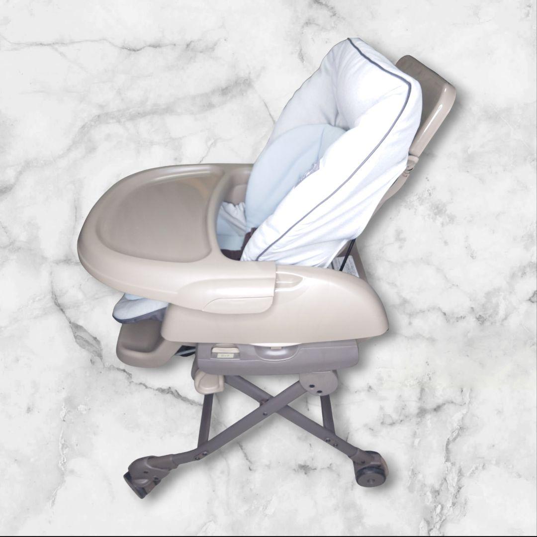 【ほぼ未使用】Combi コンビ ネムリラAT 新生児 自動 ハイローチェア