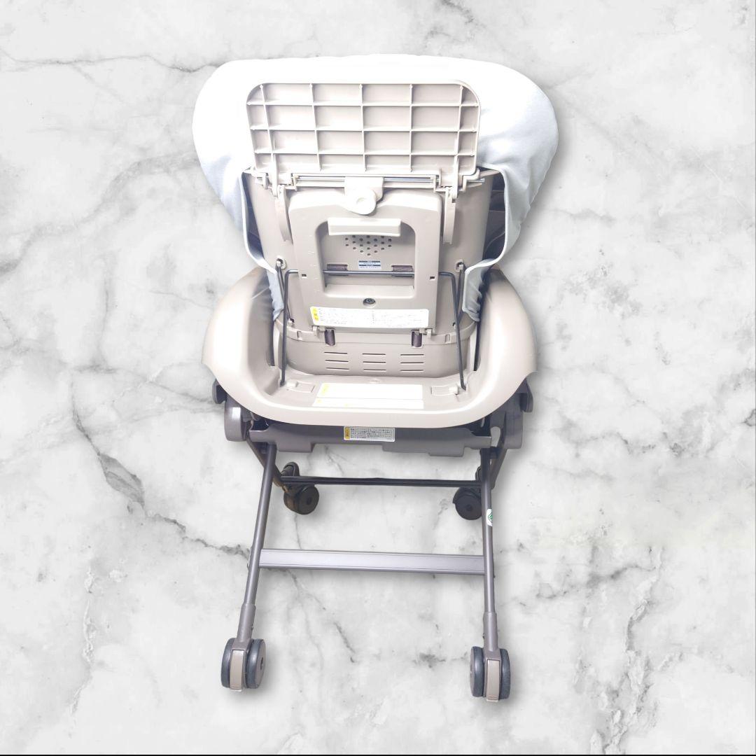 【ほぼ未使用】Combi コンビ ネムリラAT 新生児 自動 ハイローチェア
