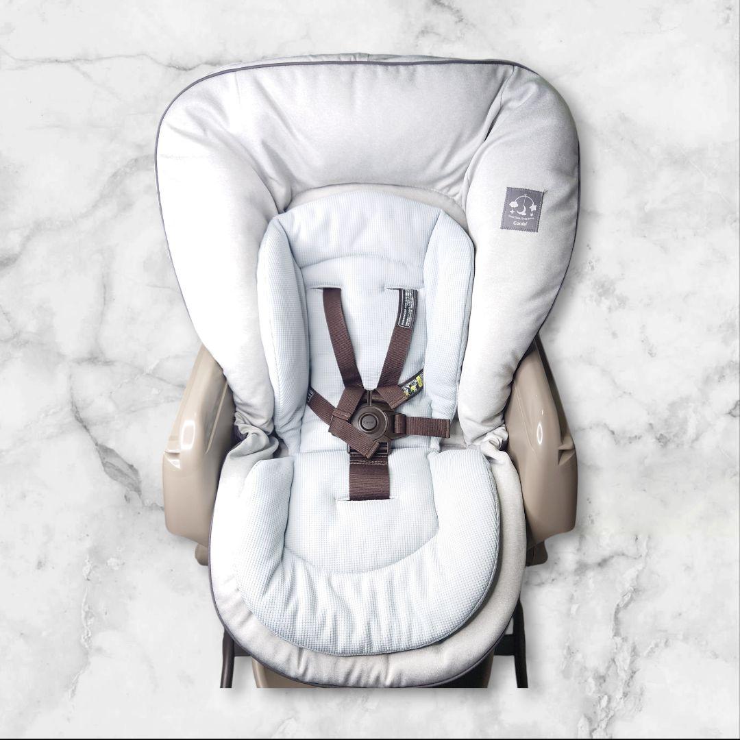 【ほぼ未使用】Combi コンビ ネムリラAT 新生児 自動 ハイローチェア