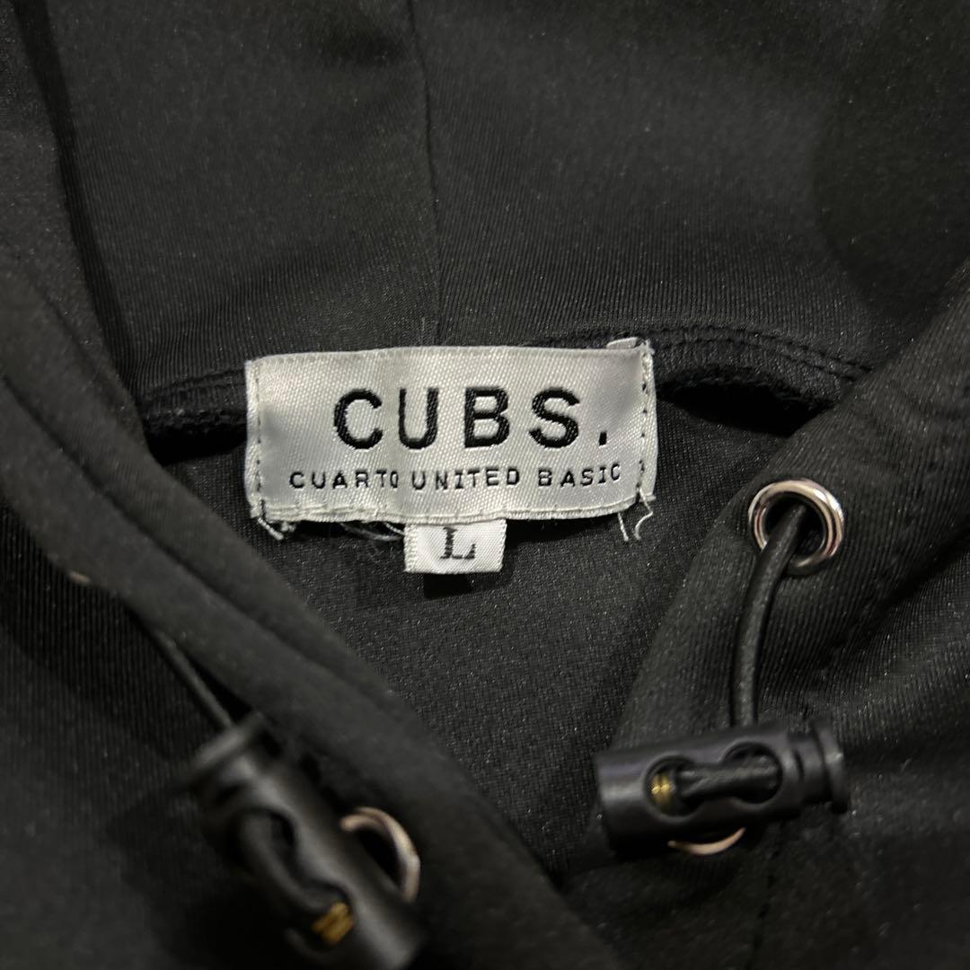 cuarto united フード付きスウェットシャツとスカートセット　ブラック